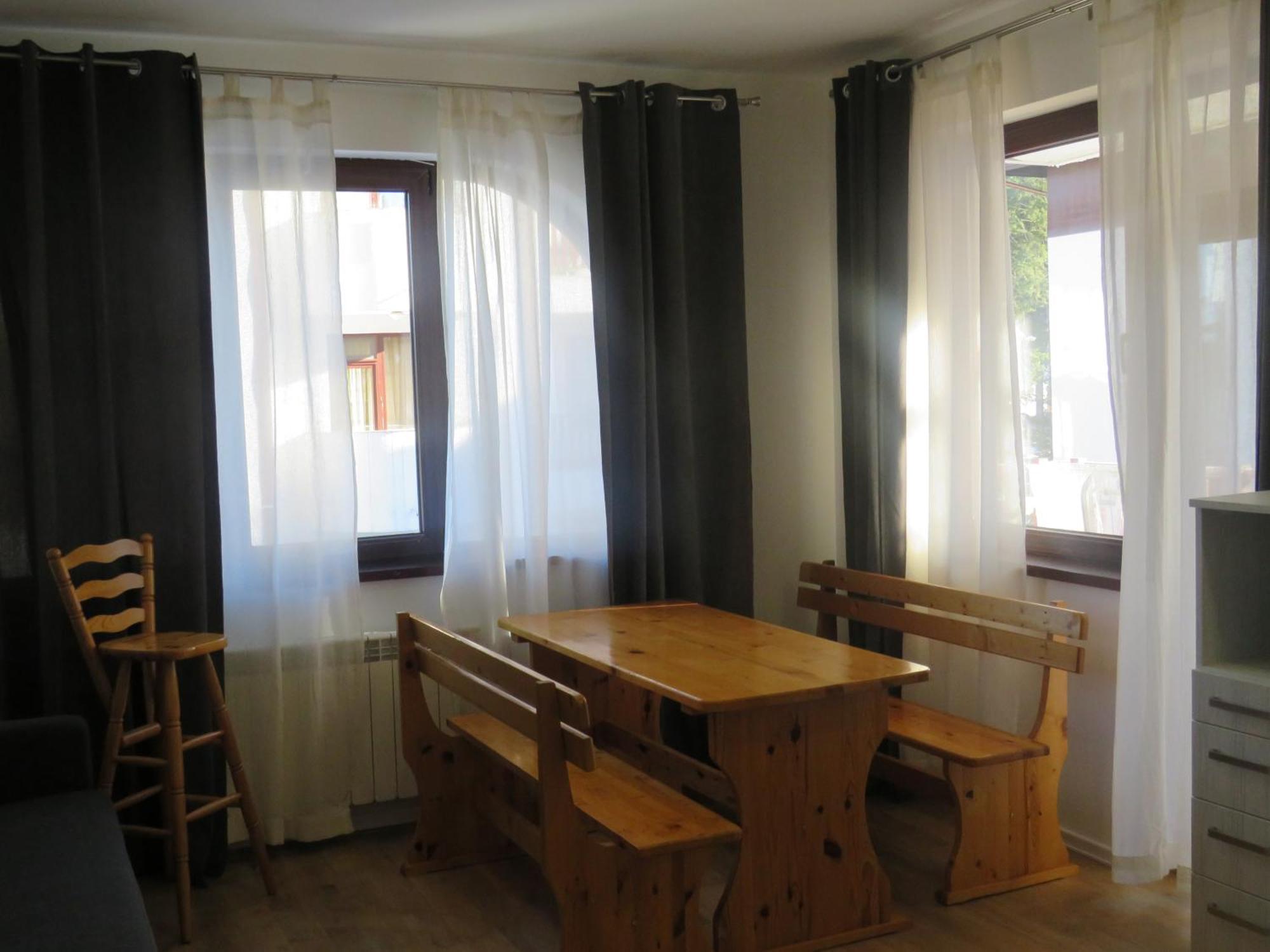 בורובץ Flora Clover One Bedroom Apartment Nr. 18 מראה חיצוני תמונה